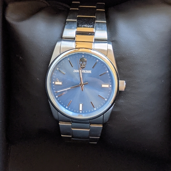 Zadig and Voltaire Unisex Skull Watch - Picture 2 of 10